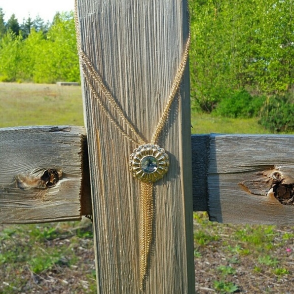 BOHO DOLLZ Necklace - Picture 2 of 4